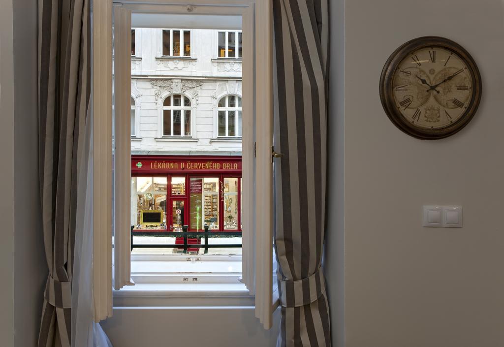 Igor And David Apartments Prague Exterior photo